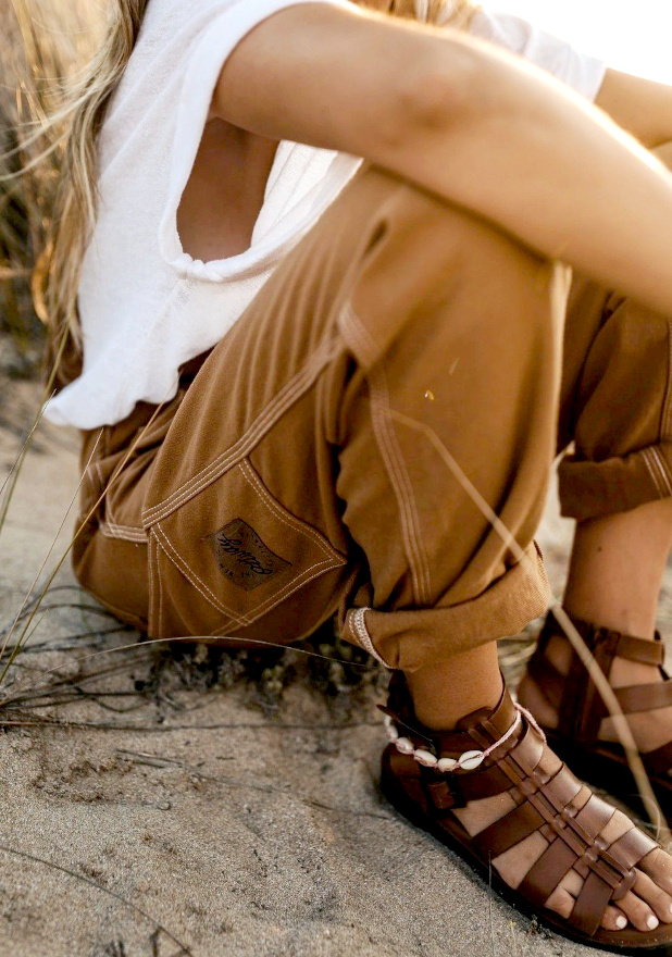 Oui au pantalon utilitaire trait comme un jean  part entire !