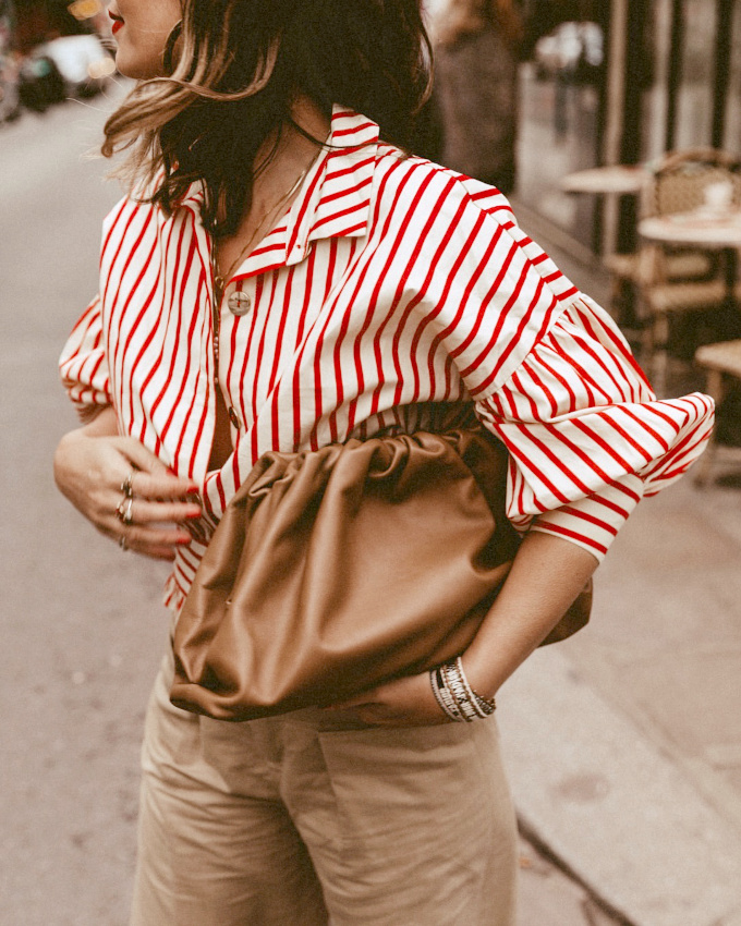 Rien de tel que les rayures rouges et blanches pour twister le duo camel/chocolat !