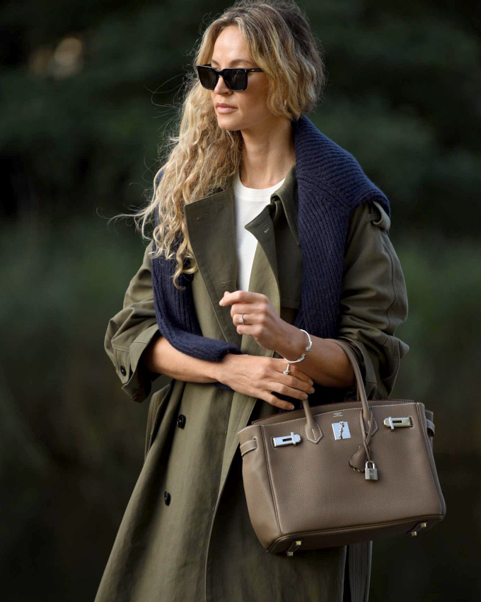 Les sacs sagement chics se marient particuli�rement bien avec les looks casual-classiques !