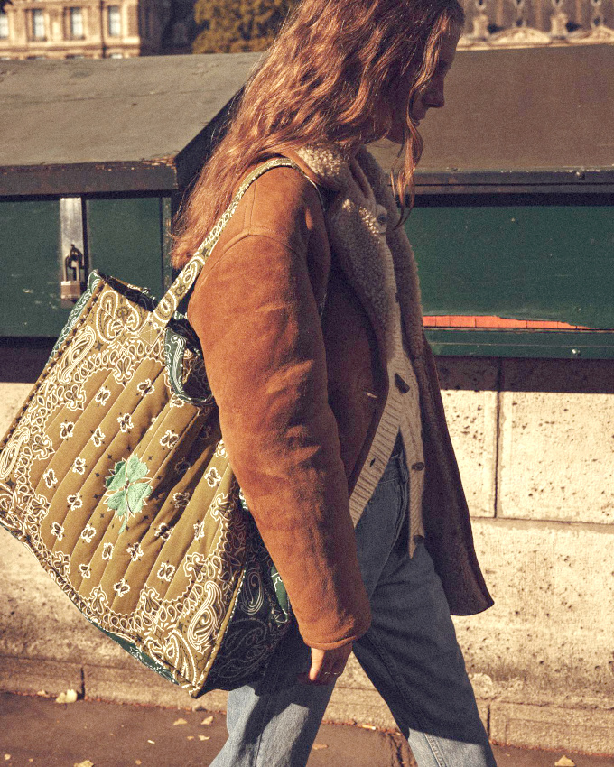 Peau lain�e + motif bandana = le bon mix