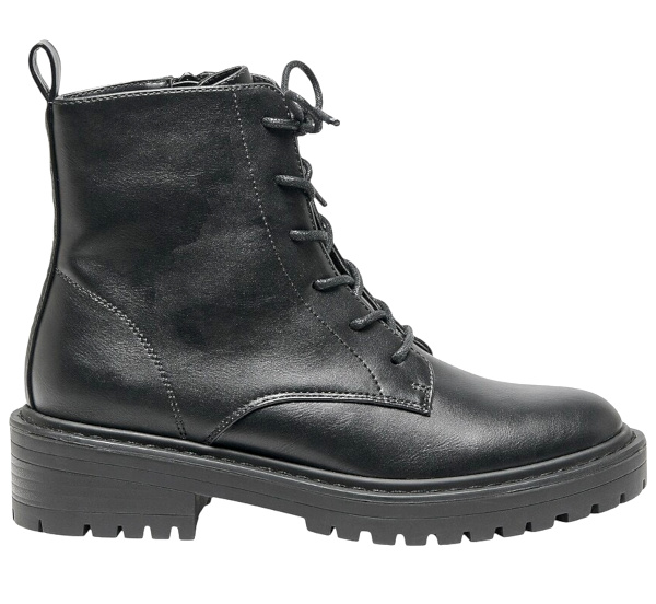 Bottines noires  lacets