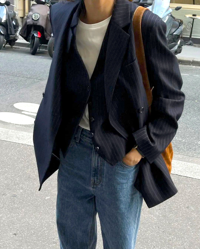 Blazer masculin + veston + tee-shirt = le bon mix