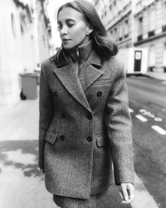 Pour ou contre le port d'un pull  col zipp sous un blazer  boutonnage crois ?