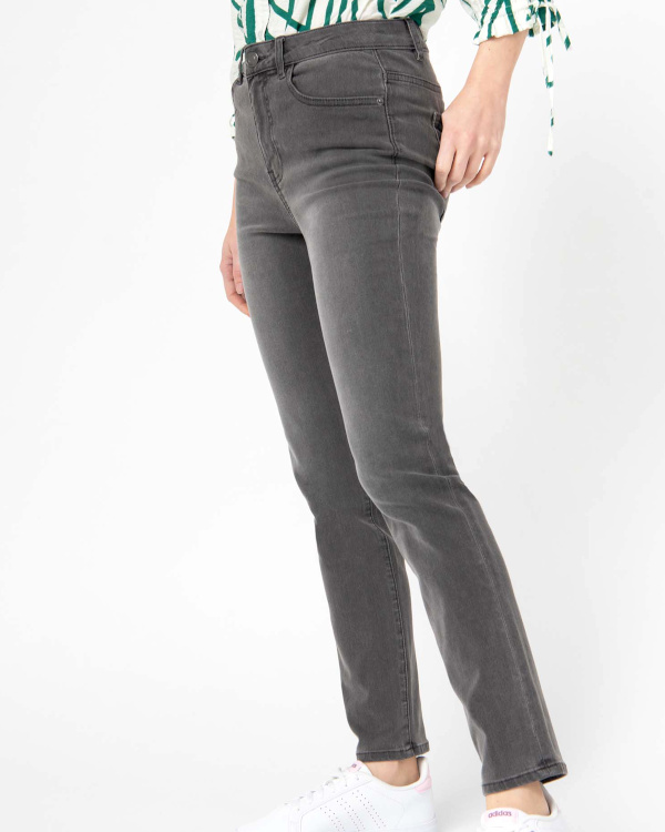 Jean femme coupe slim gris