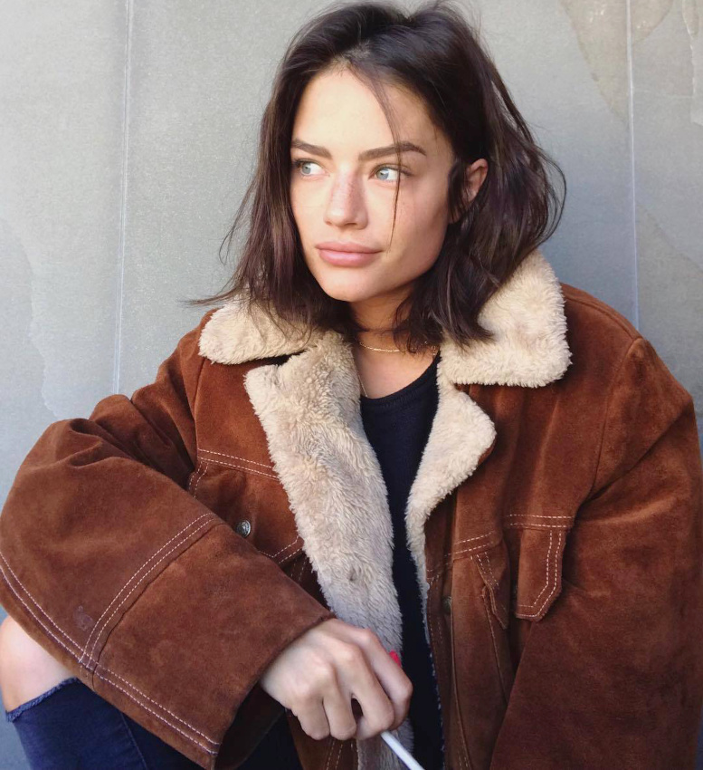 Les looks nineties ne manquent parfois pas de charme !