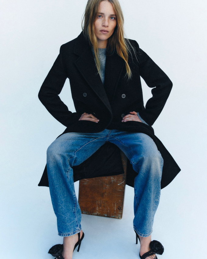 Look boyish + sandales ultra f�minines = le bon mix