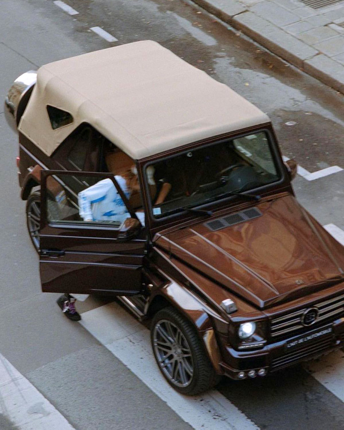 Envie de marron chocolat accompagn� d'une touche de beige et d'un zeste de bleu ciel !