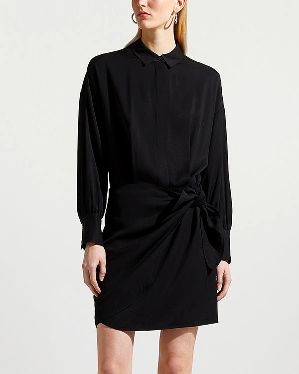 Robe courte noire portefeuille