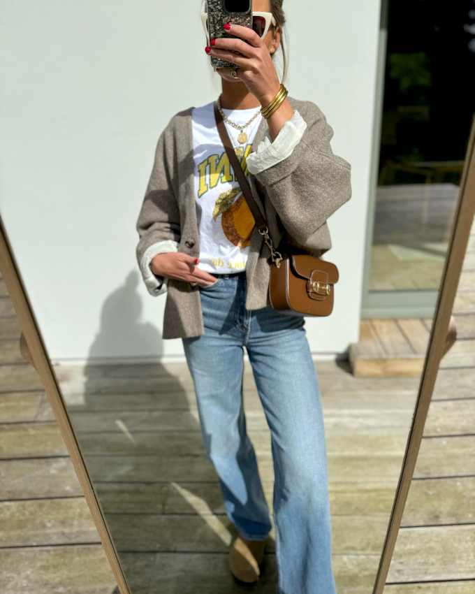 Rien de tel qu'un tee-shirt fantaisie pour twister un sage look casual !