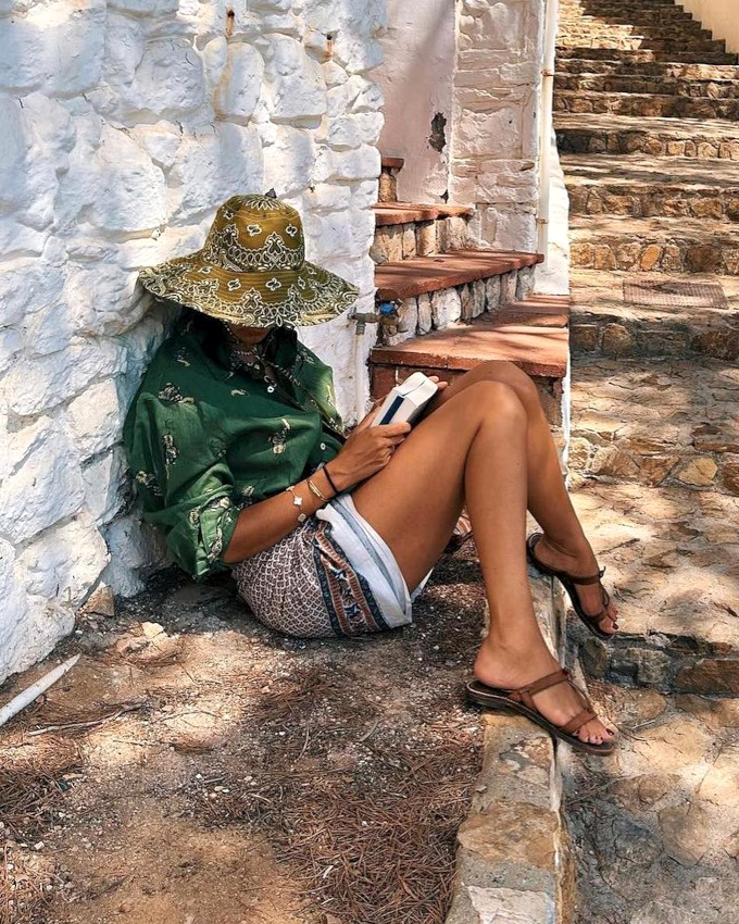 En t, on continue  mixer imprims et camaeux de teintes !