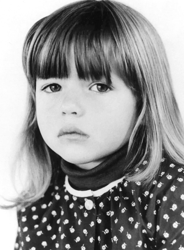 Enfant, cette clbre actrice avait dj sa moue si particulire...