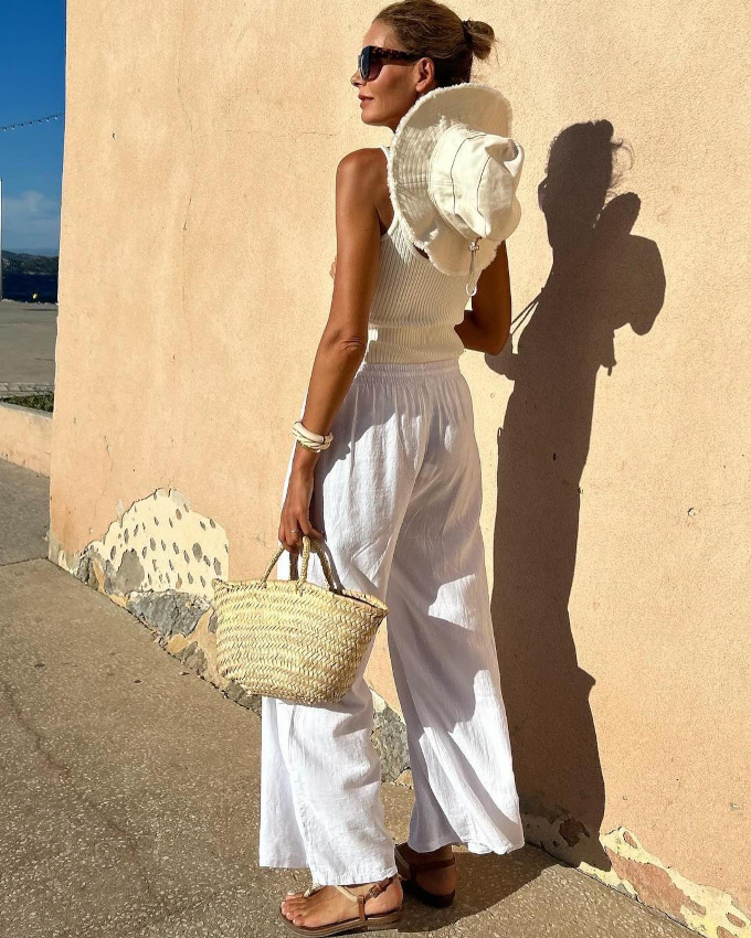 Blanc + cru + jaune paille + touche de marron = le bon mix