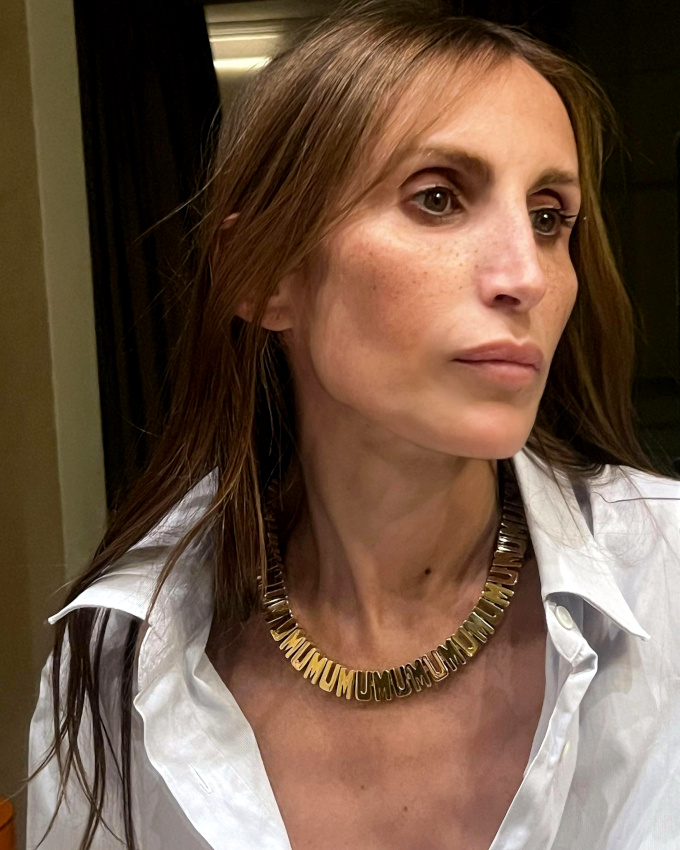 Mlant minimalisme, impact et humour, ce collier a tout bon !