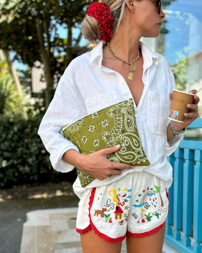 Short + broderies = le bon mix