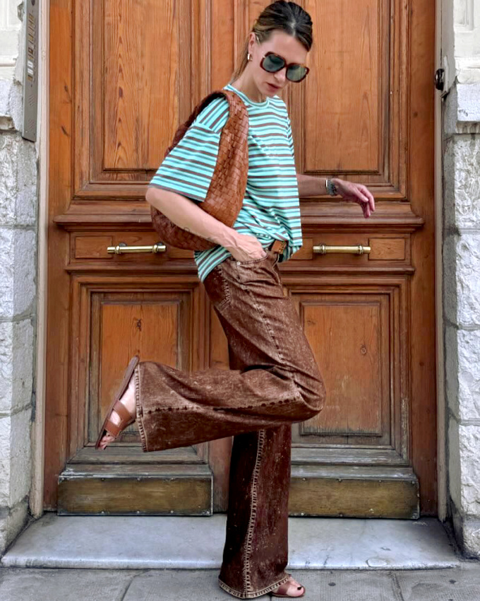 Marron + rayures vertes = le bon mix