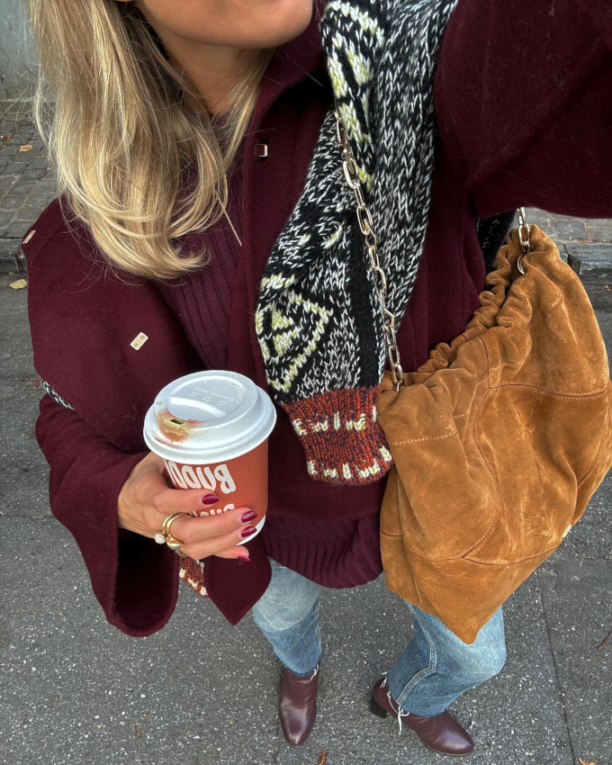 Oui au pull de montagne  porter sur les paules !