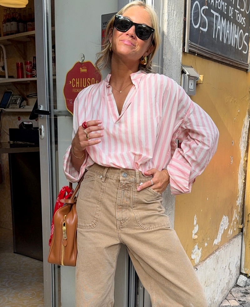 Rayures roses + jean couleur sable = le bon mix