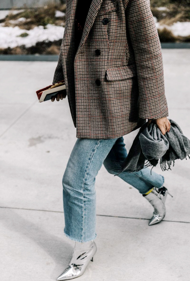 Ne pas sous-estimer la dimension exhausteur de look d'une touche argente !