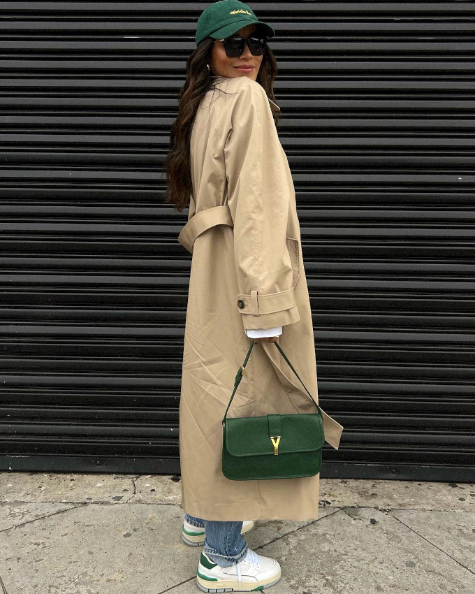 On ne se lasse pas du combo camel/touches multiples de vert !