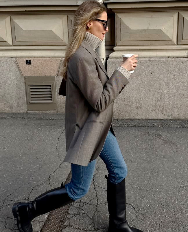 Pour ou contre le jean gliss dans les bottes ?