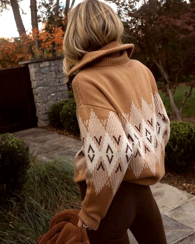 Wanted : un pull de montagne dot d'un gnreux col camionneur !