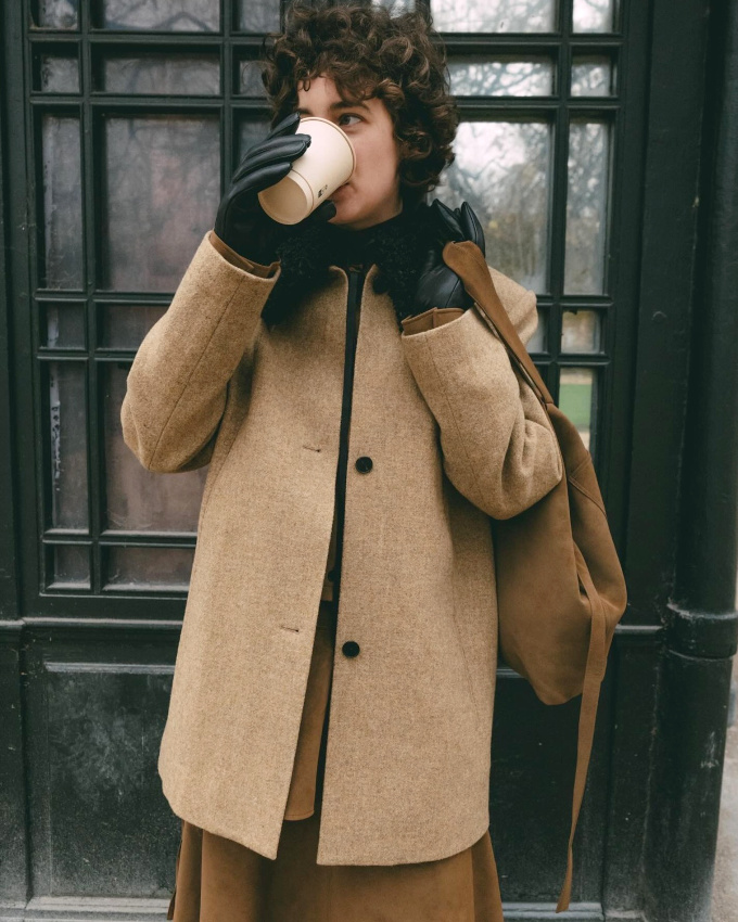 Rien de tel qu'une lgre touche de noir pour affter un camaeu de teintes caramel !