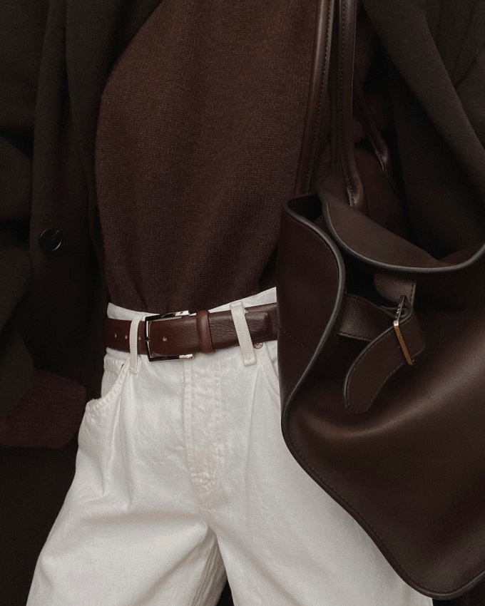 Jean blanc + camaeu de marron = le bon mix