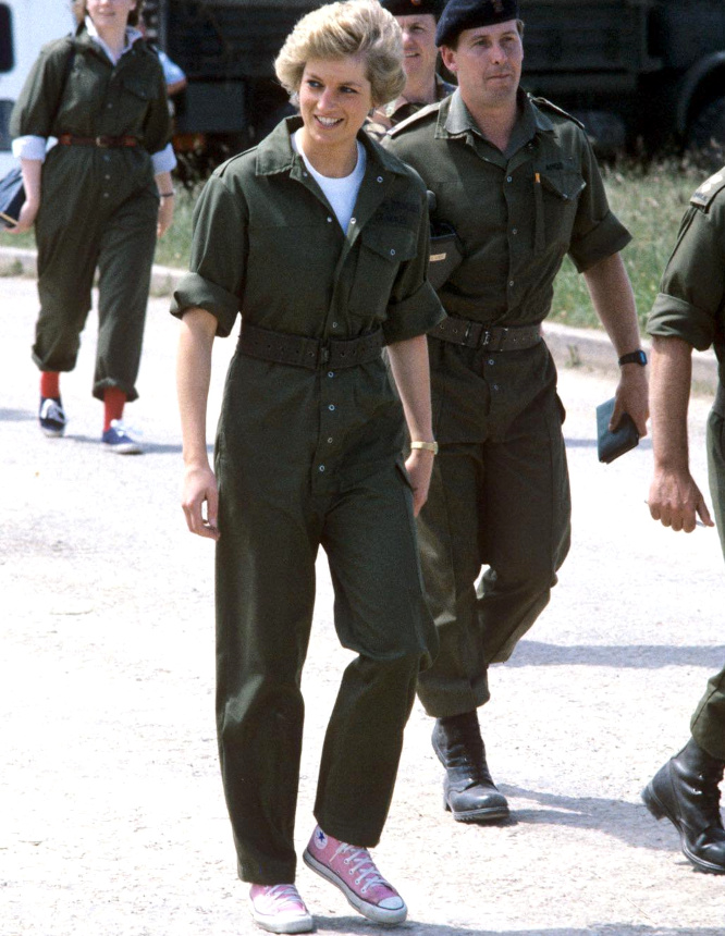 Wanted : une combinaison utilitaire kaki !