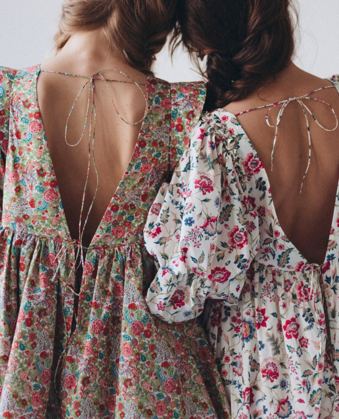 Envie de robe fleurie dos nu !