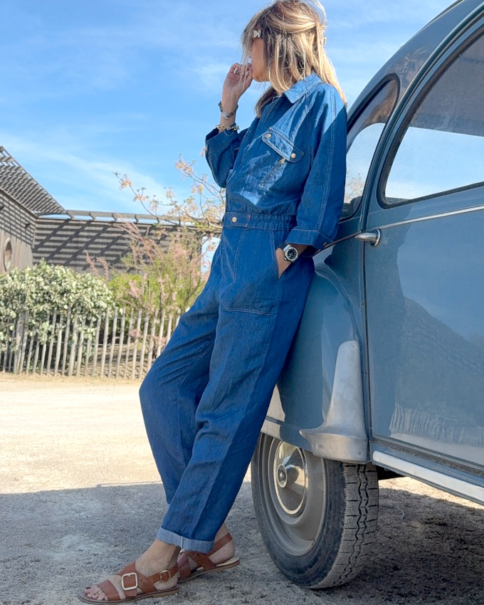 Combi de pompiste + deux chevaux = le bon mix
