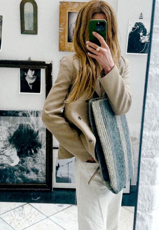 Le pantalon blanc : la pice idale pour transitionner d'une saison  l'autre !