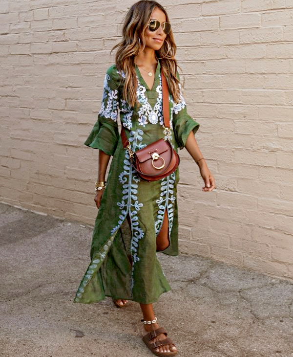 Robe verte en dentelle