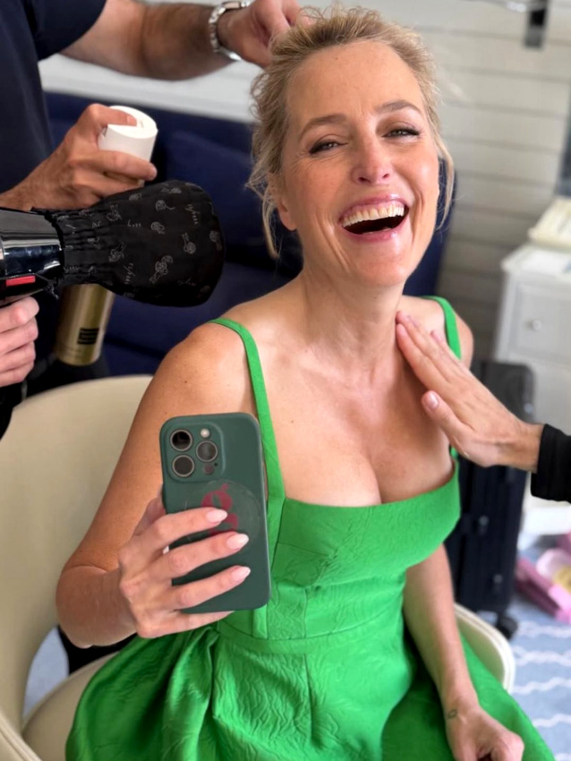 Gillian Anderson... irrsistible !