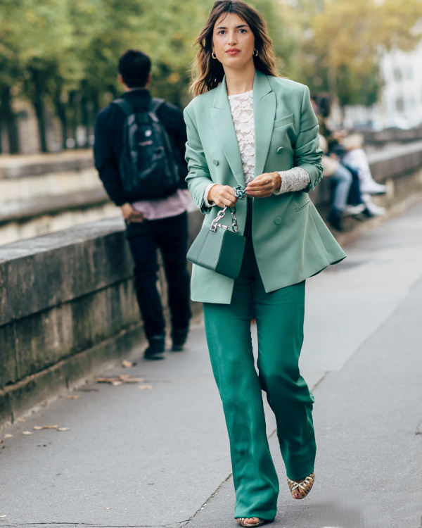 Total look vert