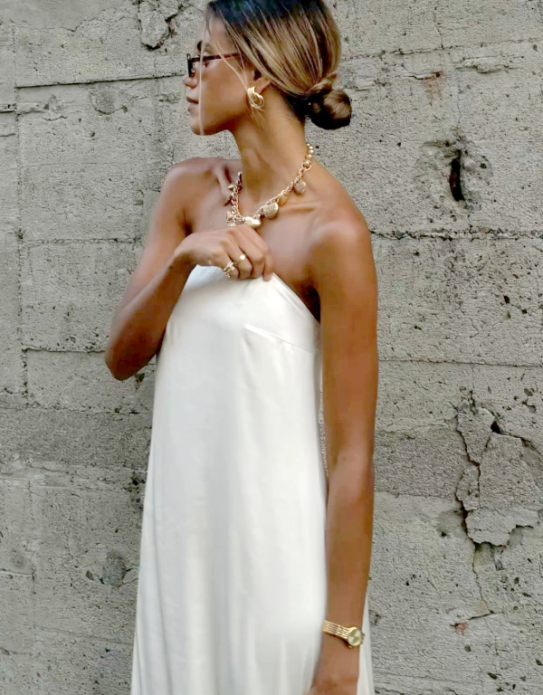 Tenue de soire robe blanche