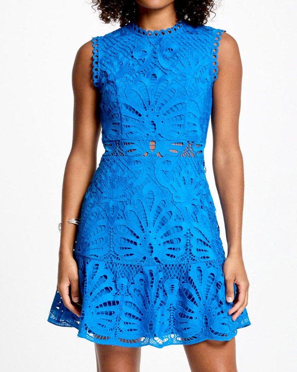Robe courte trapèze dentelle bleu electrique femme