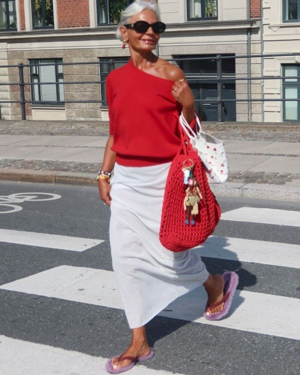 Look rouge et blanc