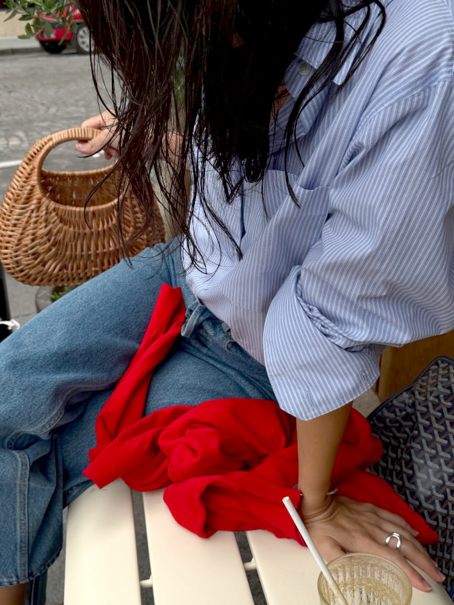 Prolonger l't en emmenant en ville son panier en osier tress...