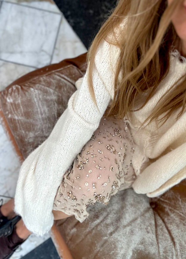 Maille loose + voile brod = le bon mix