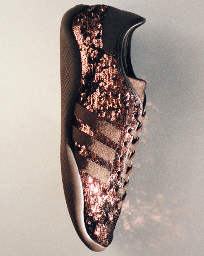 Rien de tel que l'clat des sequins pour sublimer les teintes marron !