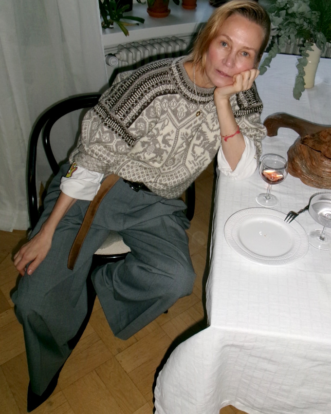 Pull de montagne + pantalon large � pinces = le bon mix