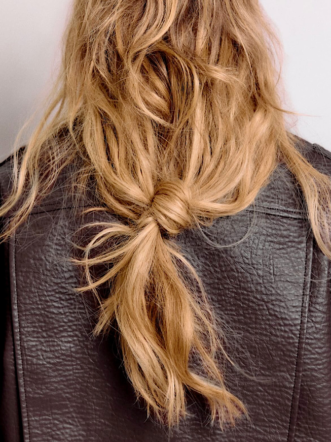 Pour ou contre le noeud de cheveux ?