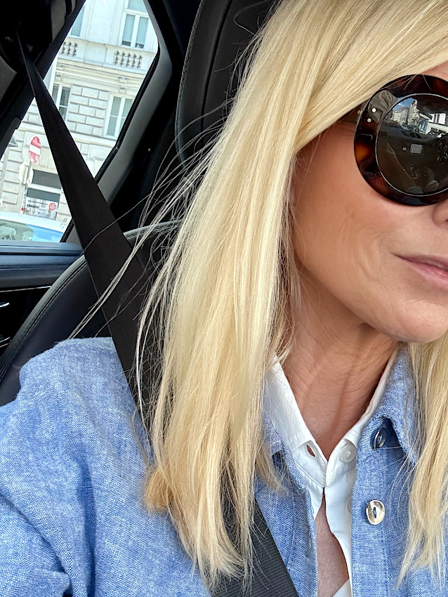 Double chemises + maxi lunettes = le bon mix