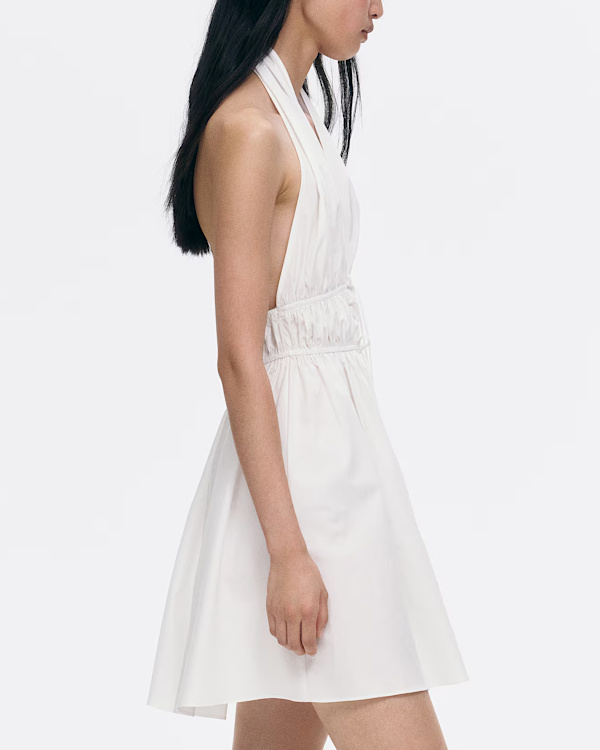 Robe dos nu avec cordons de serrage