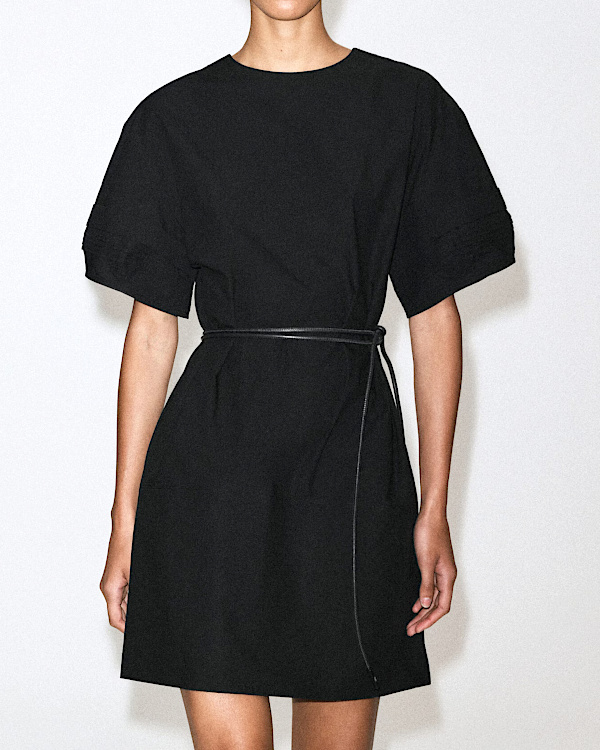 ROBE COURTE NERVURÉE EN COTON