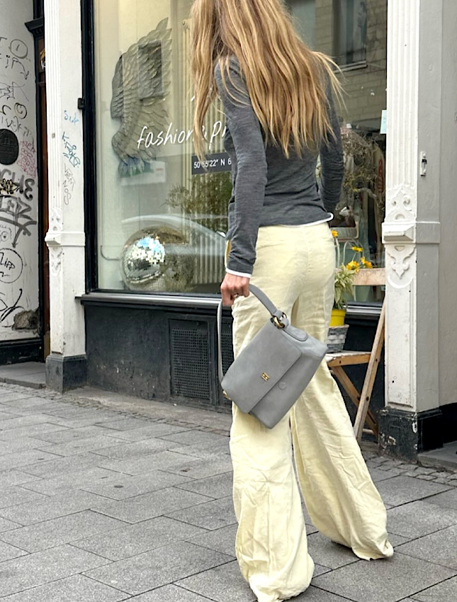 Gris + jaune = le bon mix