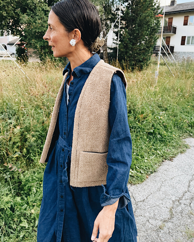Mêlant sophistication et simplicité extrême, ce look a tout bon !