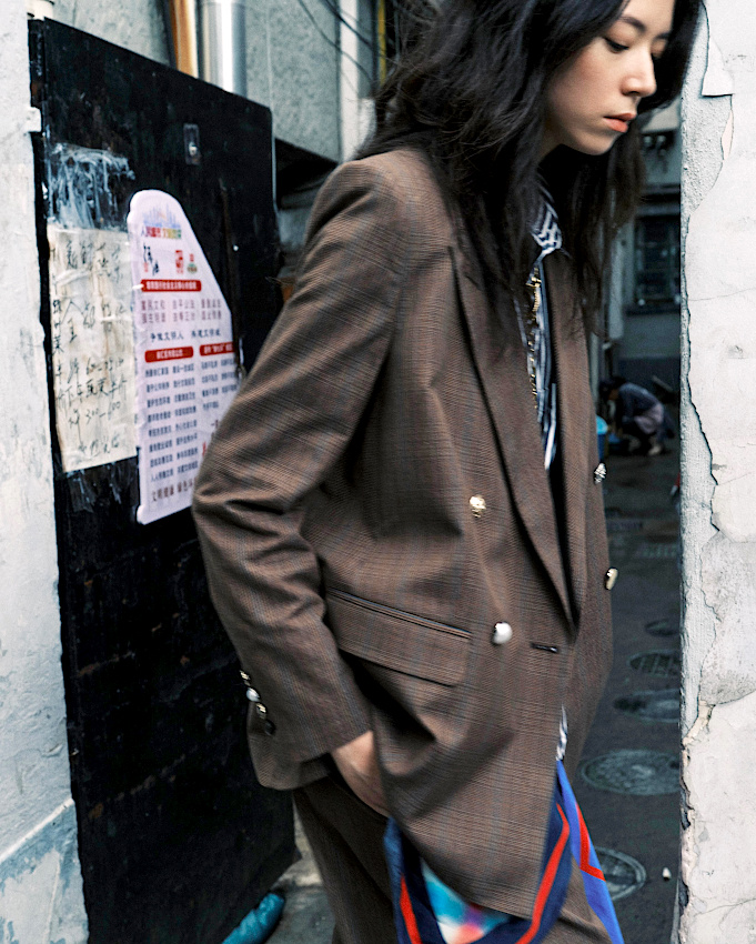 Wanted : un blazer masculin à carreaux !