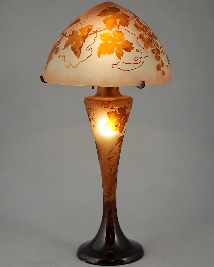 Les lampes d'Émile Gallé...