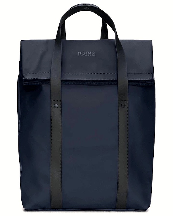 Sac à dos Rains bleu marine au design minimaliste avec rabat et deux longues sangles noires